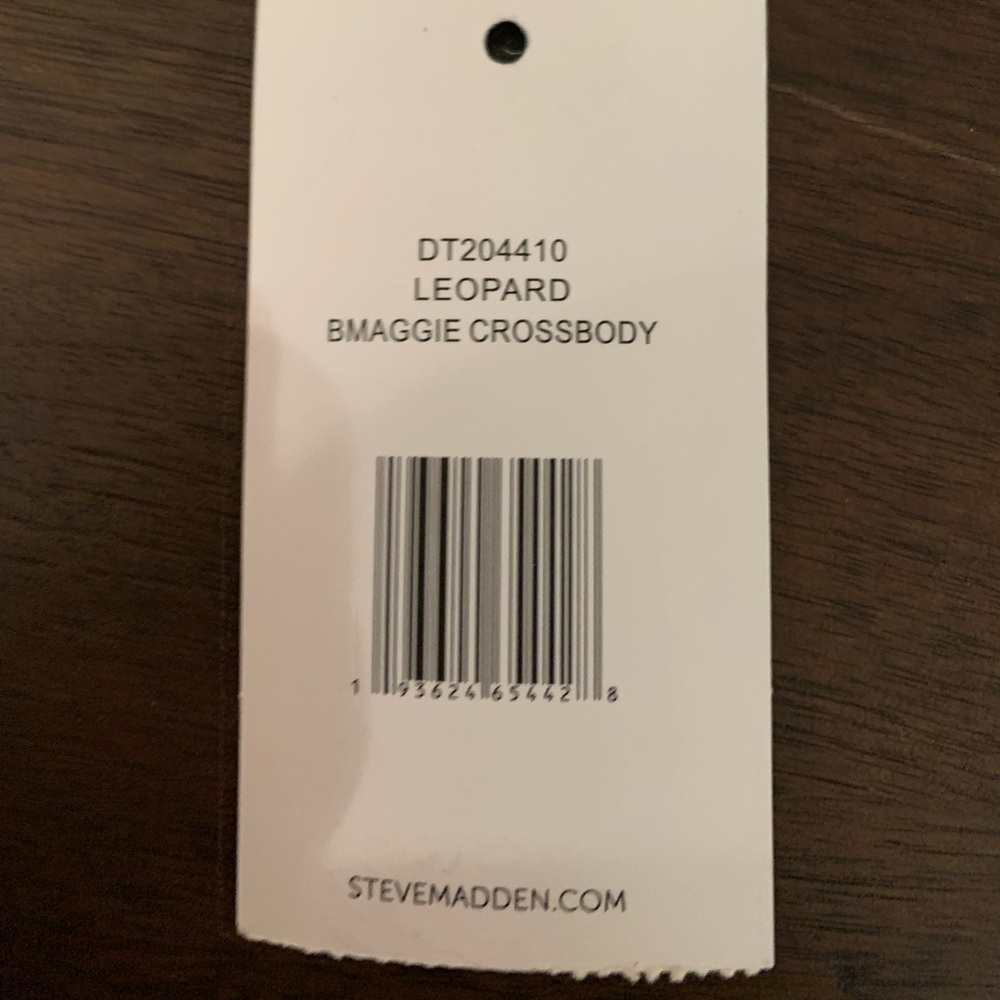 Steve Madden B Maggie Leopard Crossbody - Picture 6 of 6